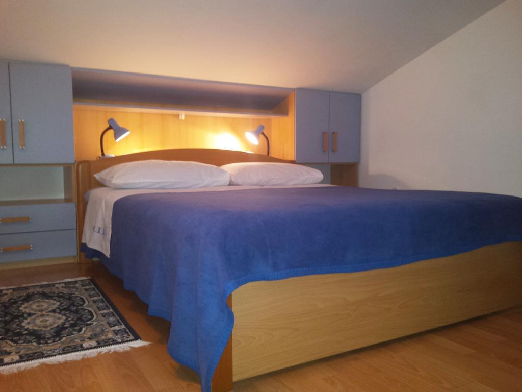 Apartments Slijepcevic Hvar Town Rum bild