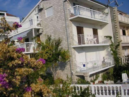 Apartments Slijepcevic Hvar Town Exteriör bild
